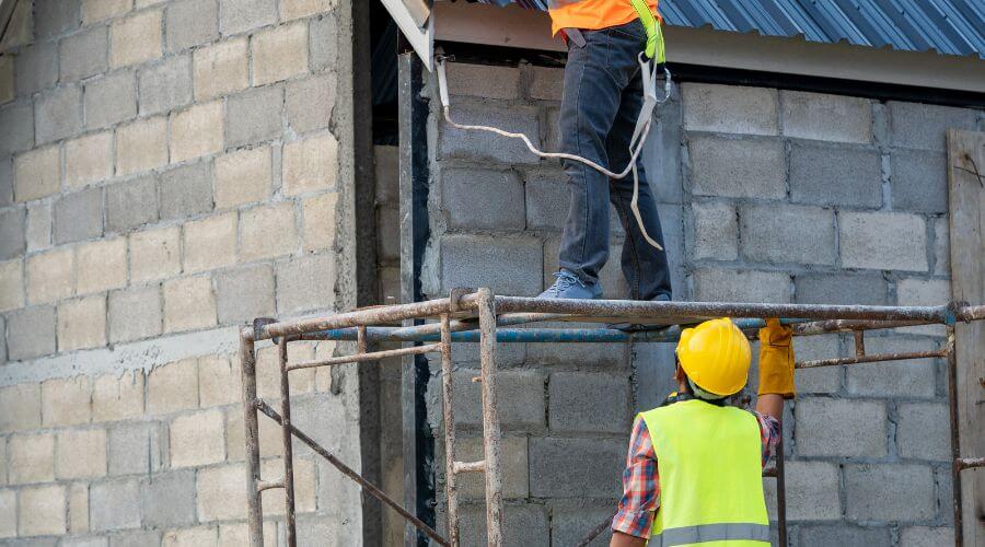 Professional New roof installation in Valrico, FL